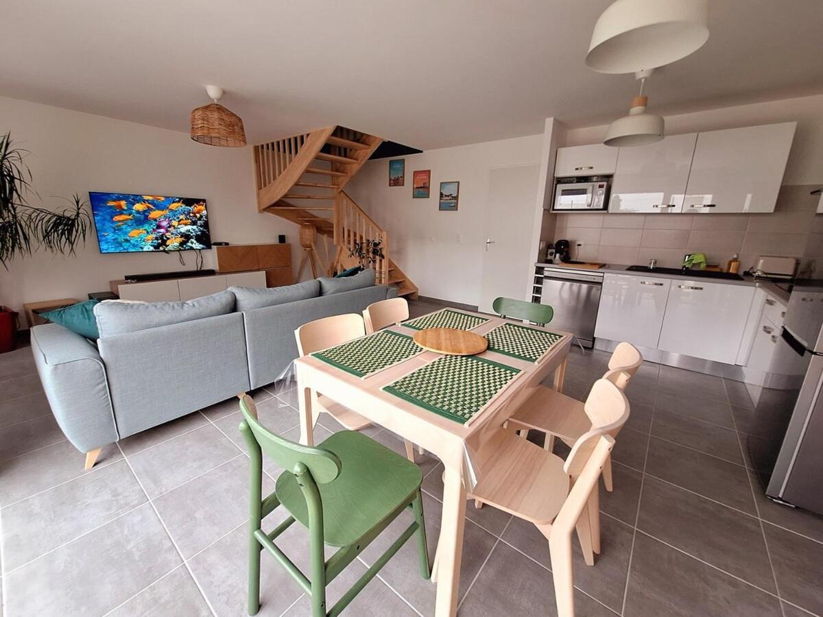 Maison Moderne A Baden Extérieur photo
